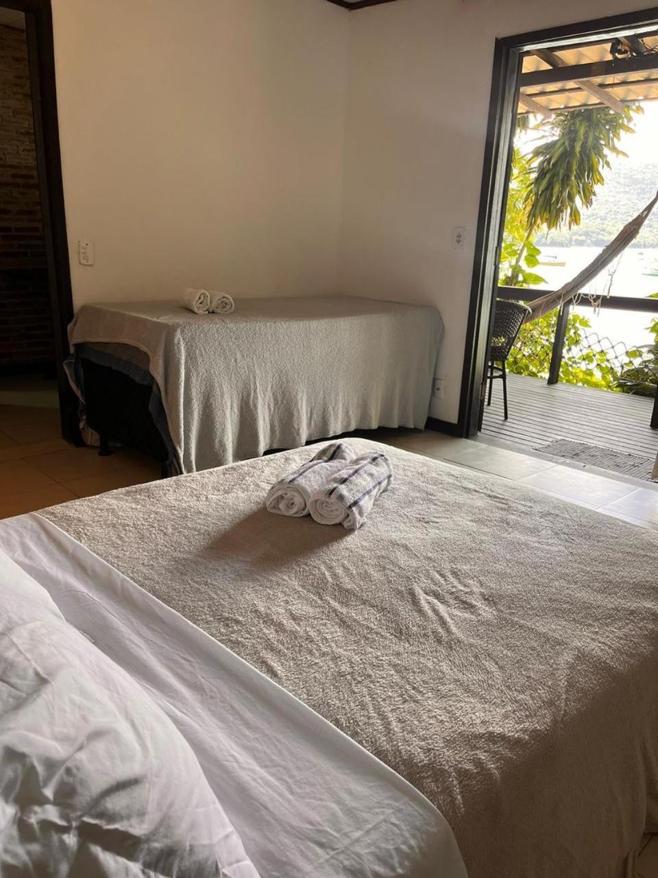 Praia Comprida Flats Vila do Abraao Ngoại thất bức ảnh